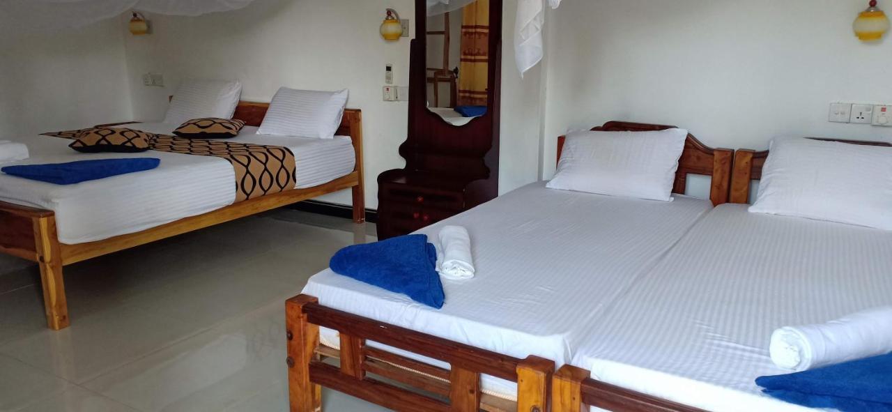 Surf & Sand Hotel Arugambay Arugam Bay Esterno foto