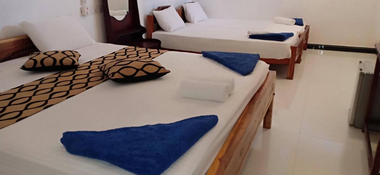 Surf & Sand Hotel Arugambay Arugam Bay Esterno foto