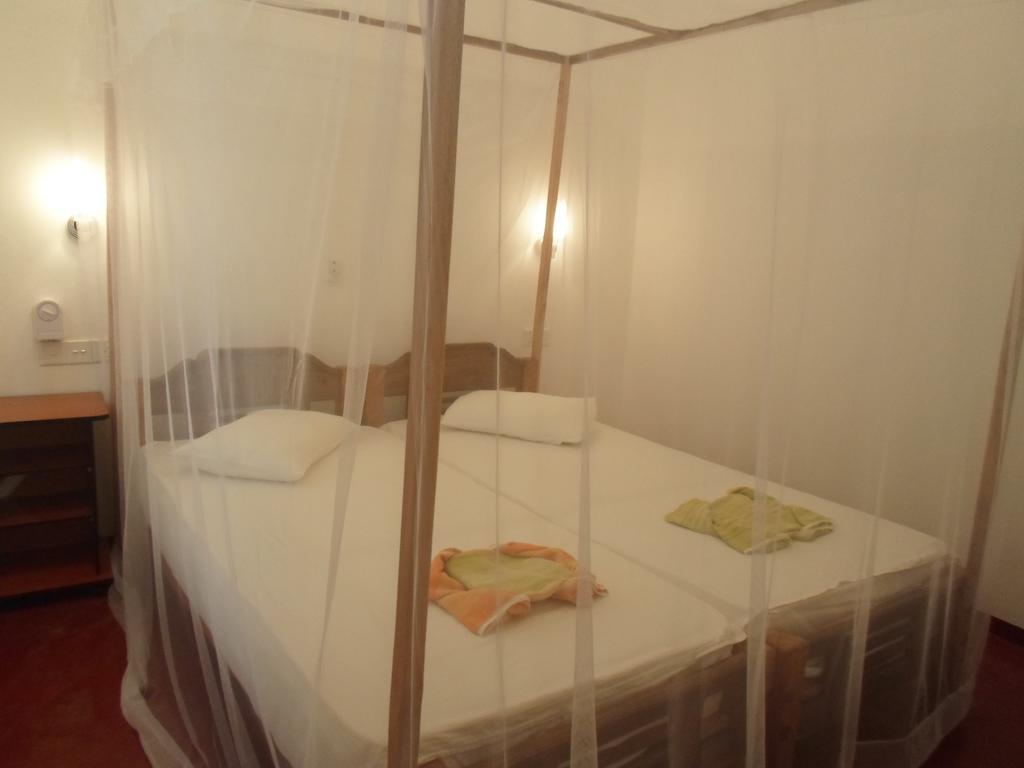 Surf & Sand Hotel Arugambay Arugam Bay Camera foto